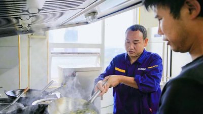 共抗疫情 | 守望相助，共筑暖心防线